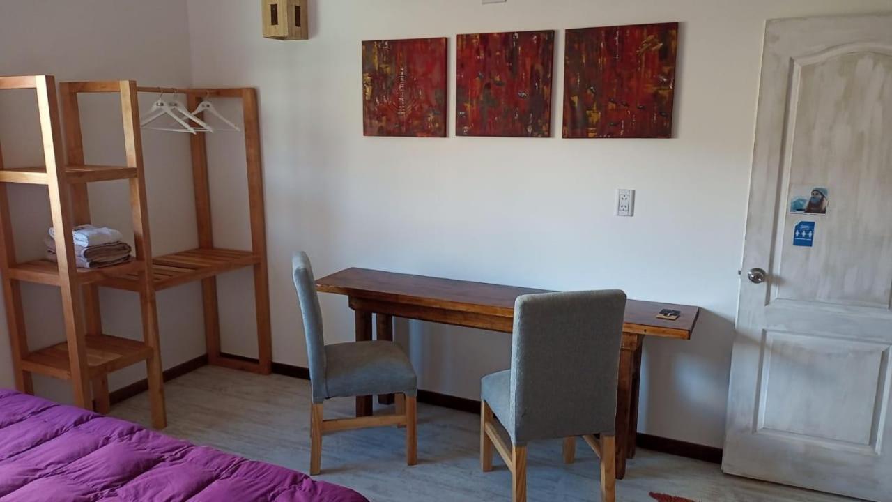 Guanaca Lodge El Chalten Room photo